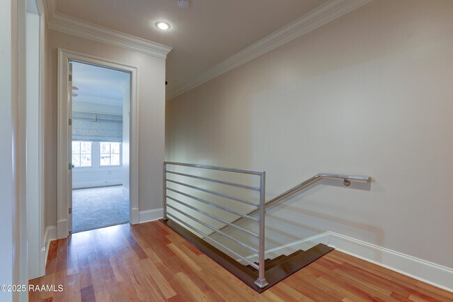 Building Photo - 605 Silverstone Rd