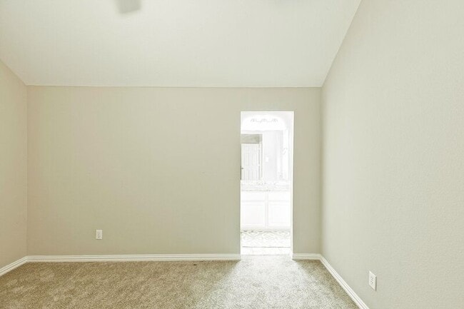 Building Photo - 3643 Copper Stone Dr