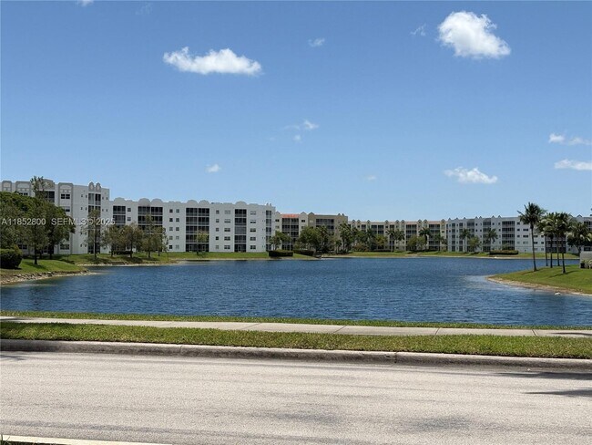 Building Photo - 10730 NW 66th St