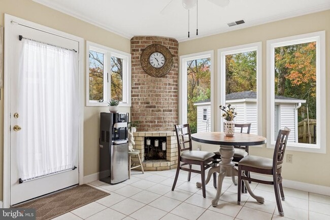 Building Photo - 7137 Murray Ln