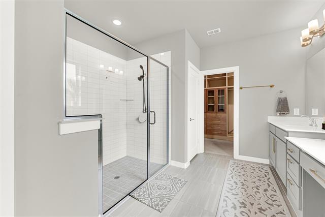 Building Photo - 16445 Weatherwood Dr
