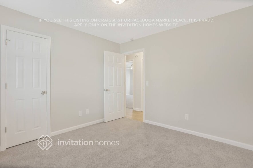 Building Photo - 387 Tuscany Trce