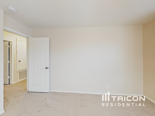 Building Photo - 8115 Thicket Pass