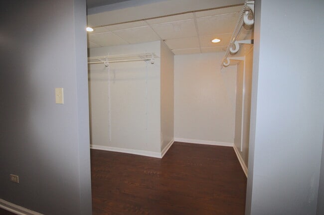 Building Photo - 4517 Park Ave