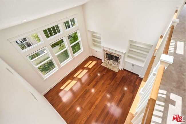 Building Photo - 1633 Voorhees Ave