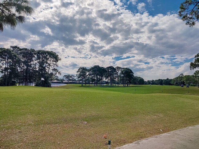 Building Photo - 8060 Kiawah Trce