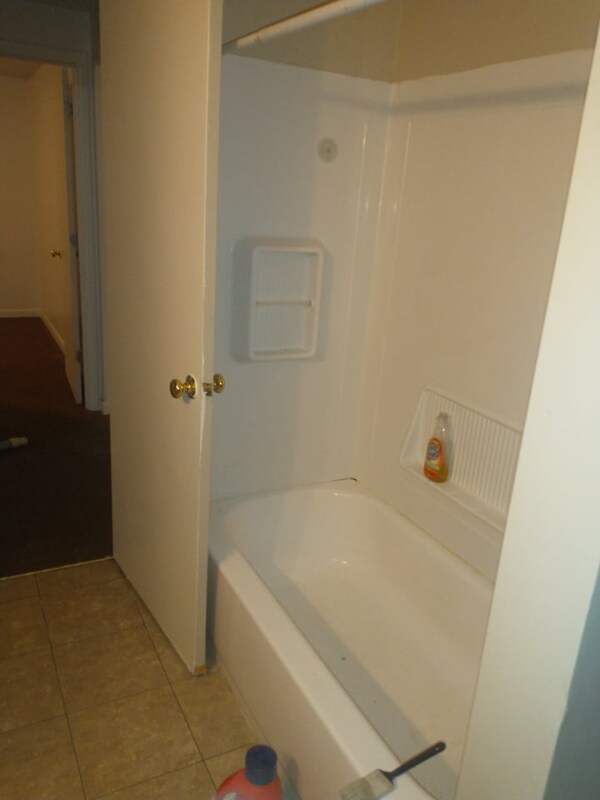 Building Photo - 384 Washington St