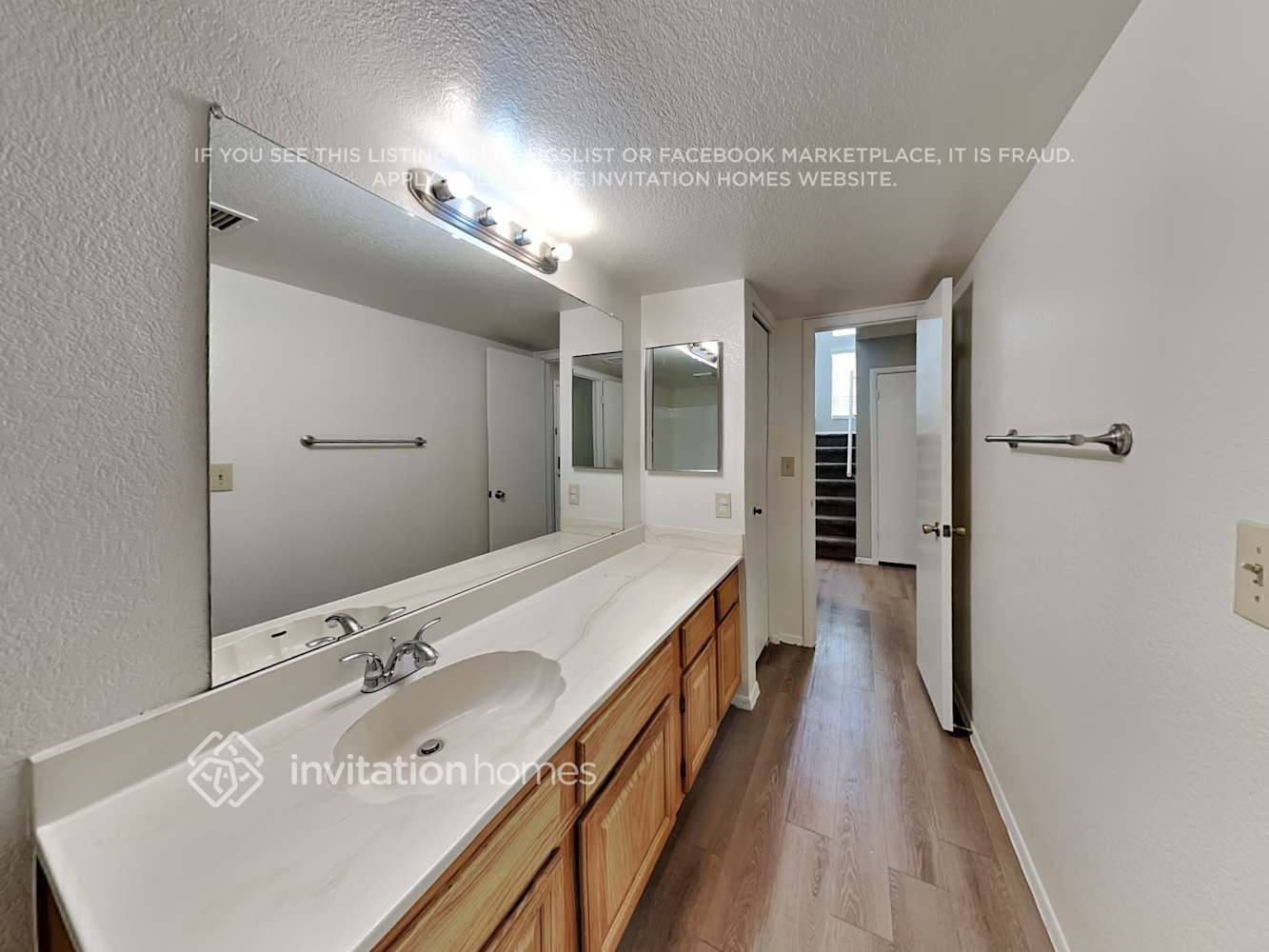 Building Photo - 446 E Wescott Dr