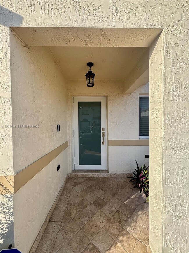 Building Photo - 13765 SW 160th Terrace