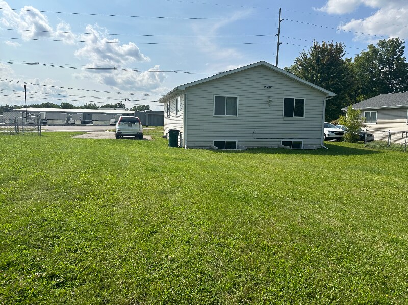 Building Photo - 4429 Aurelius Rd