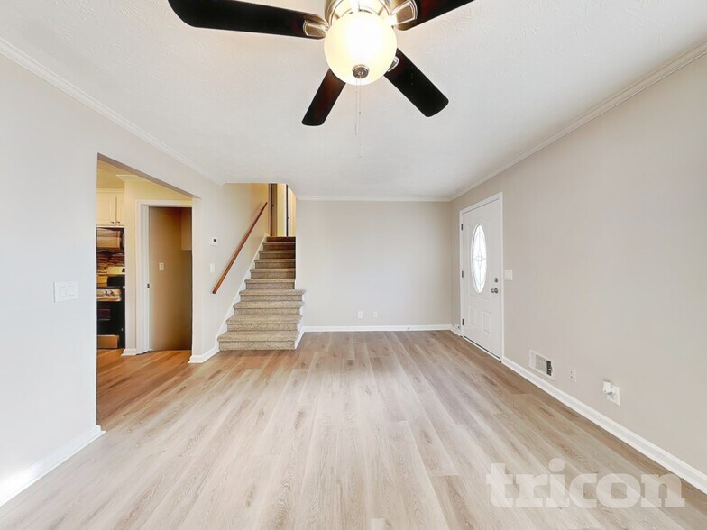 Building Photo - 2092 Brooks Rd SE