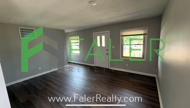 Building Photo - Cute Kettering Home!