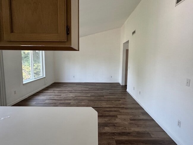 Building Photo - 3044 Sheraton Ct