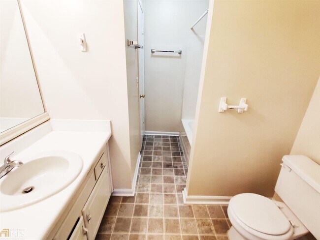Building Photo - 1455 Belle Meade Ct