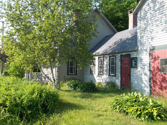 Building Photo - Single Family Home