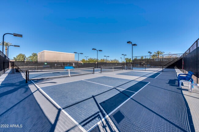 Building Photo - 20615 N Ventana Dr W