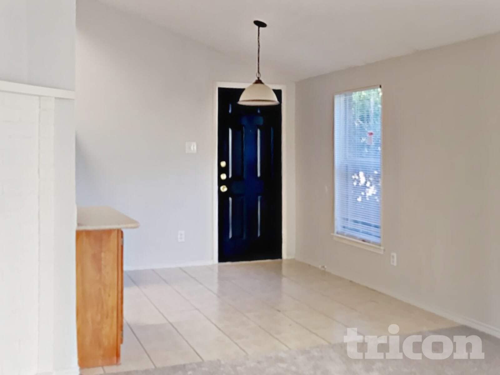 Building Photo - 609 S Walnut Creek Dr