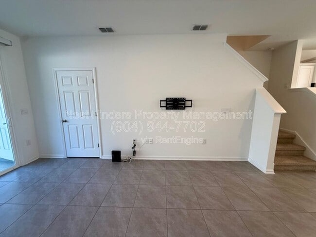 Building Photo - 8353 Retrograde Rd