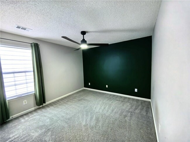 Building Photo - 2815 Priestcliff Dr SE