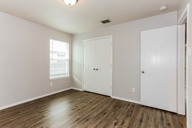 Building Photo - 10308 Roosevelt Gap Ct