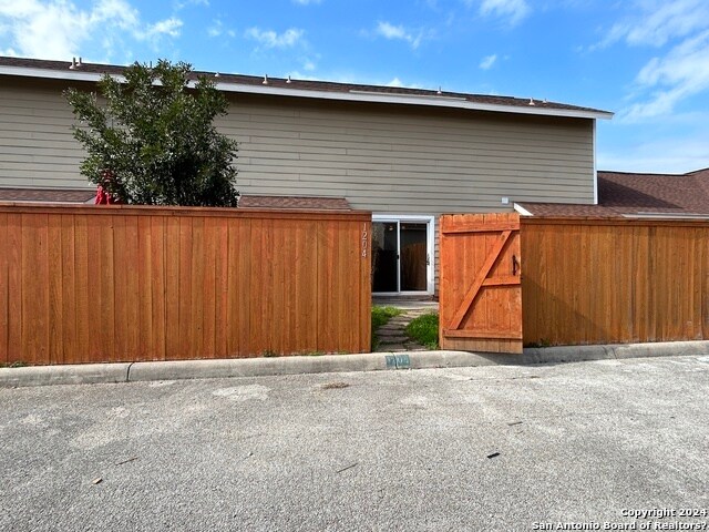 Building Photo - 9140 Timber Path