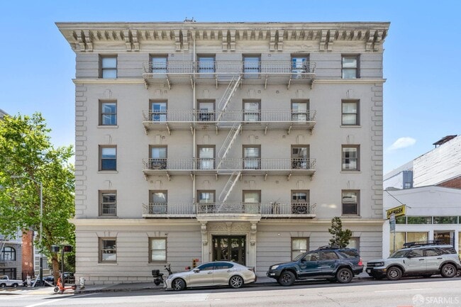 Building Photo - 901 Bush St