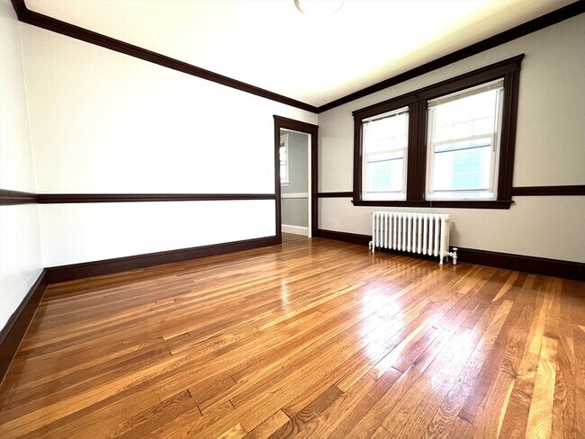 Building Photo - 130 Grove St