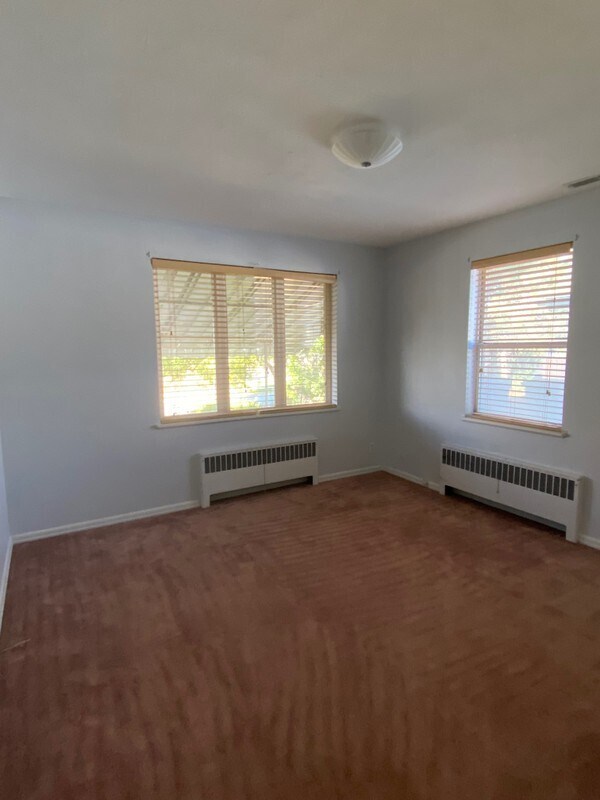 Building Photo - 2115 Browning Ave