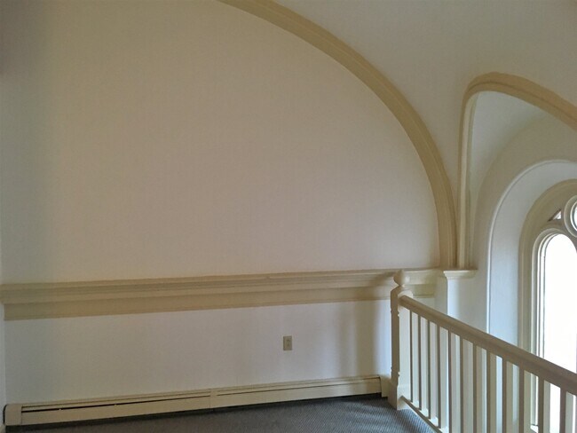 Building Photo - 124 Orange St