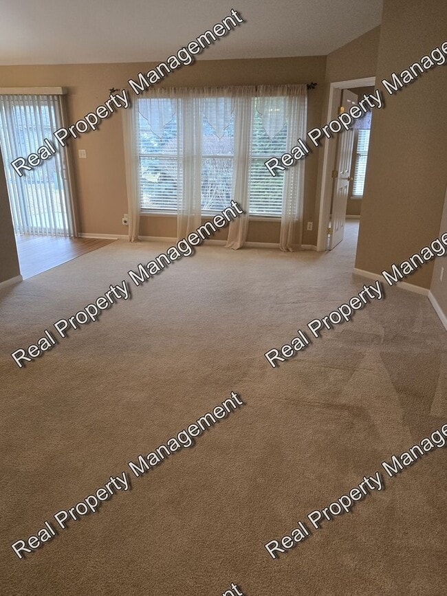 Building Photo - Maintenance Free Two Bedroom Townhome