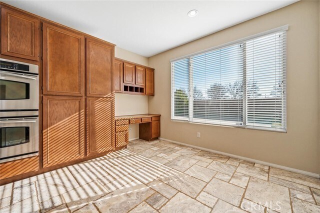 Building Photo - 28365 Little Lake Ct