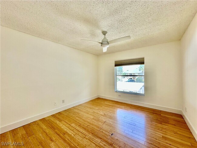 Building Photo - 709 Landover Cir