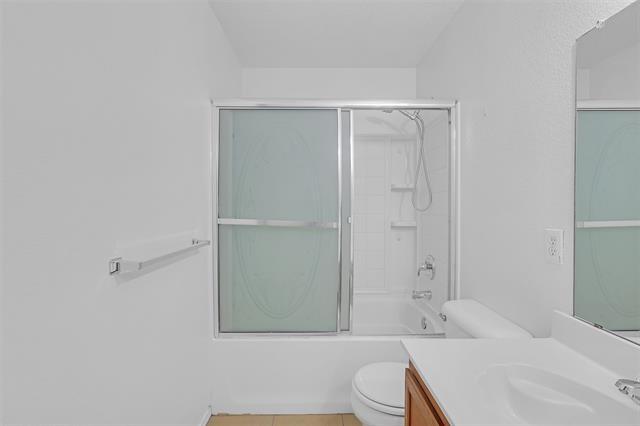 Building Photo - 4001 Country Ln