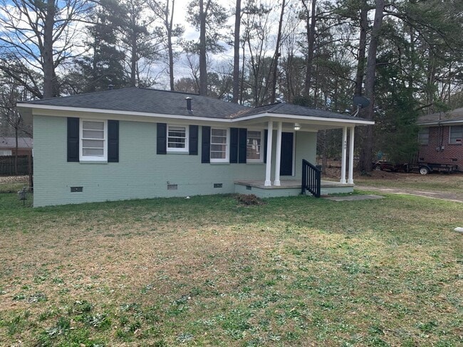 Building Photo - Cute and Newly Renovated Brick One Level Home in Auburn
