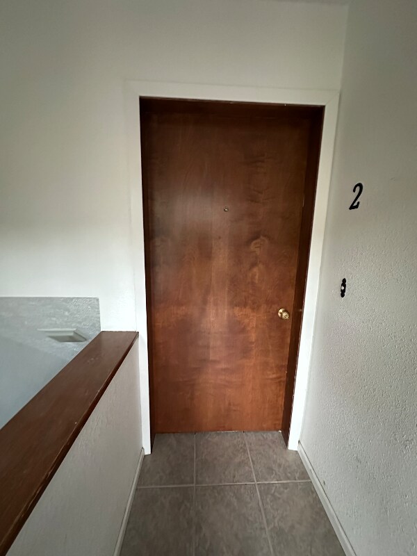 Building Photo - 2384 Linda Vista Dr