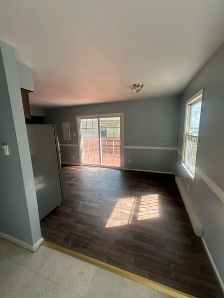 Building Photo - 3018 Columbia St