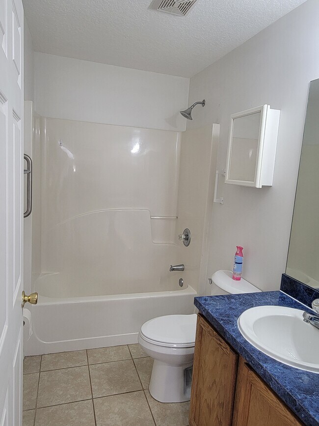 Building Photo - 1210 4 Mile Rd