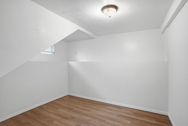 Building Photo - Spacious 3 Bedroom 1 Bath home in the Perry District!