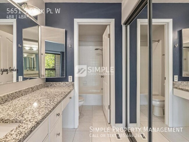 Building Photo - 5651 S Park Pl W
