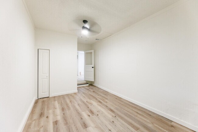 Building Photo - 2712 37th St