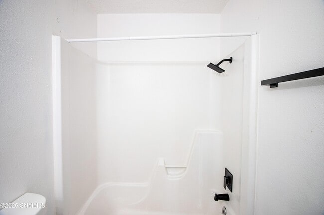 Building Photo - 1306 Wyoming Ave