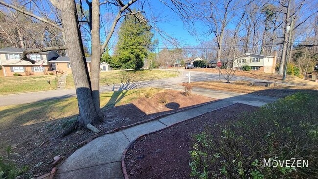 Building Photo - 1020 Wofford Ln