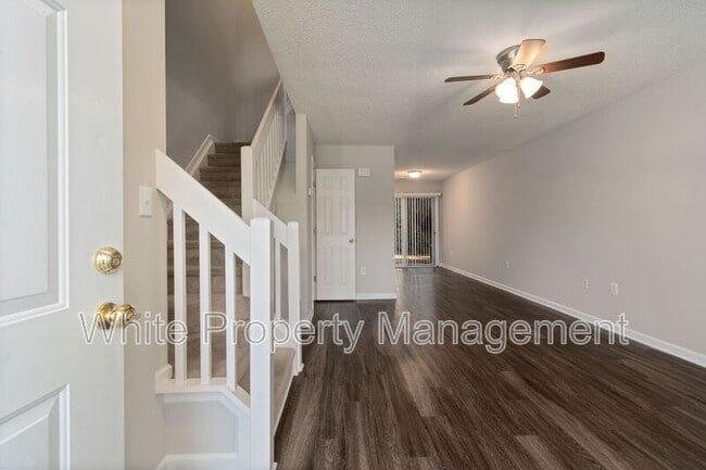 Building Photo - 12311 Bluestem Ln