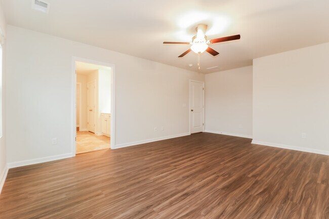 Building Photo - 590 Wilkins Rd, Midway, GA