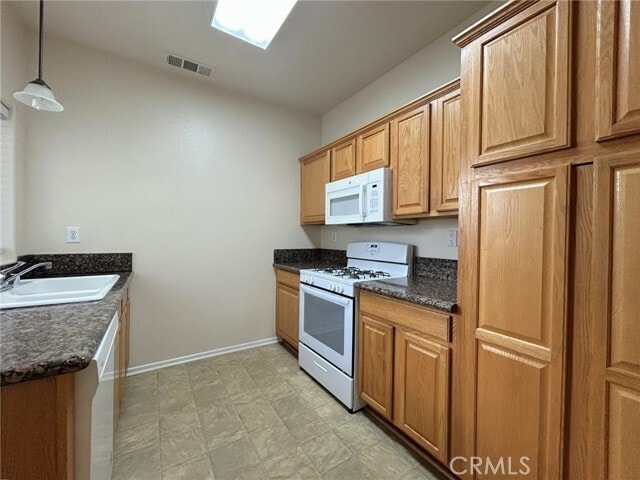 Building Photo - 1555 Orange Ave
