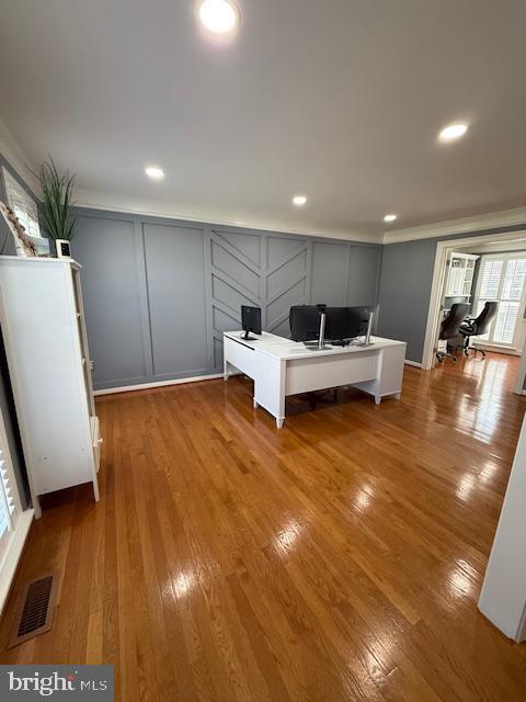 Building Photo - 8002 Middlebury Dr