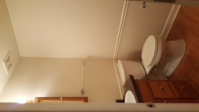 Building Photo - 1722 Ranchview Dr