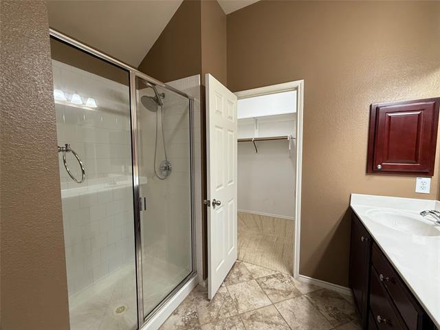 Building Photo - 816 Lake Grove Dr