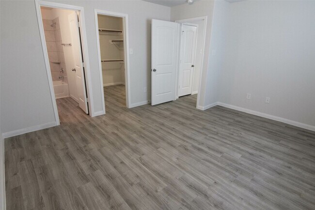 Building Photo - 5506 Hawksbury Creek Trail