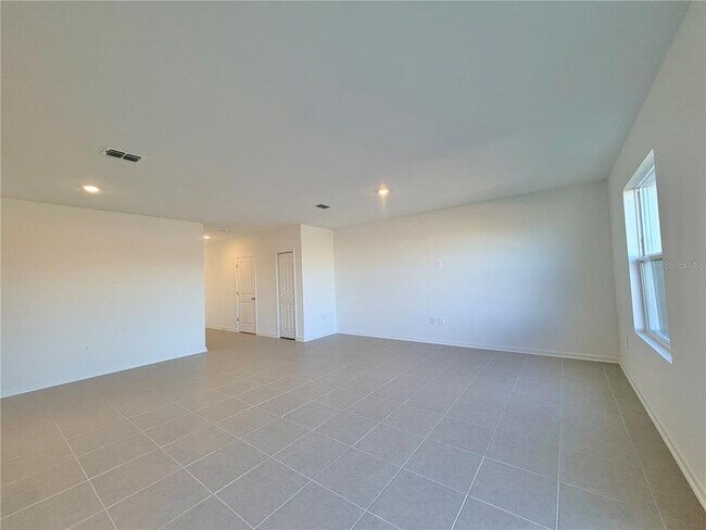 Building Photo - 3663 Hardman Dr